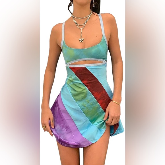 *SOLD* Bodycon Halter Mini Dress - Picture 4 of 8